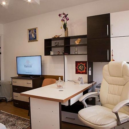 Belle Studio Apartment Galati Luaran gambar